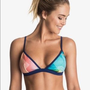 NWT Roxy Pop Surf Bikini Top